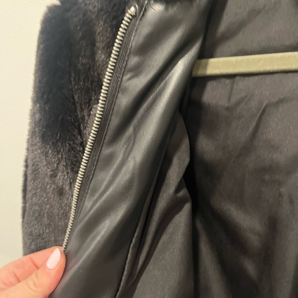 Zara Black Faux Fur Coat - Picture 4 of 5